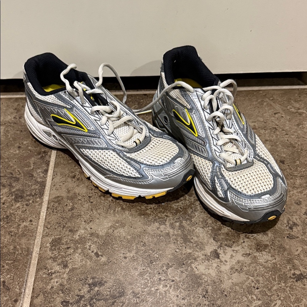 Brooks White and Gray Athletic Shoes with Yellow Accents